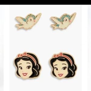 New in Box Disney BaubleBar Sow White & Blue Bird 2 Set Stud Earrings